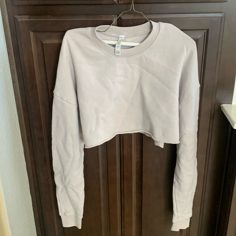 ALO lavender crop sweat shirt size Small
